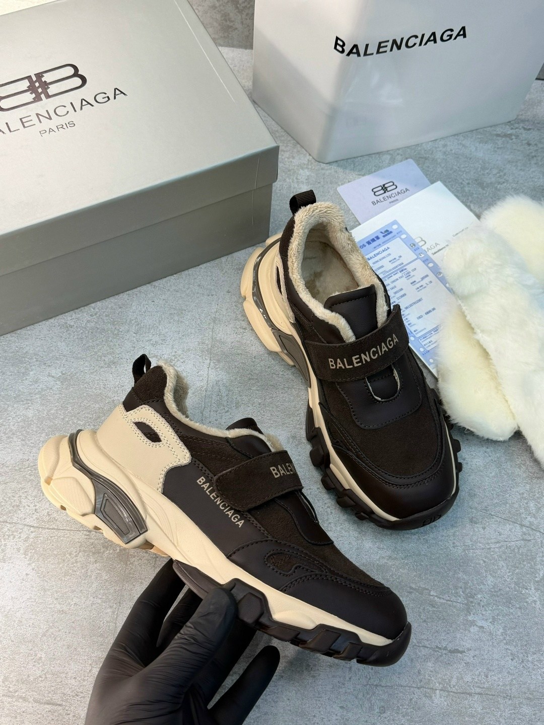 кроссовки balenciaga,кроссовки женские balenciaga,кроссовки balenciaga triple s,кроссовки баленсиага,