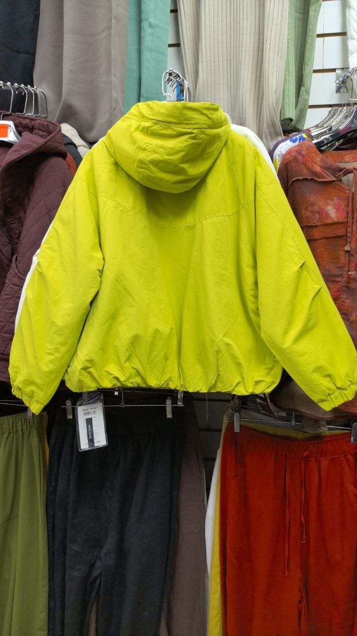куртка оверсайз,куртка стильная,куртка женская,повседневная куртка,куртка модная