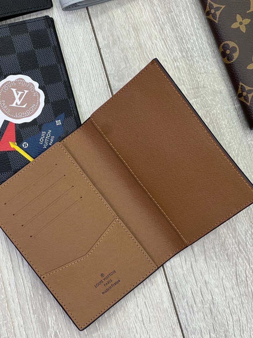 обложка на паспорт louis vuitton,чехол на паспорт луи виттон,обложка для паспорта луи виттон,портмоне мужское луи виттон,обложка для документов louis vuitton