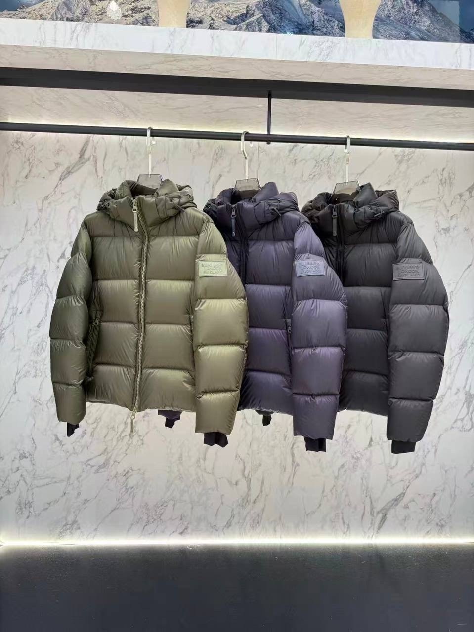 мужской пуховик burberry,пуховик burberry,пуховик мужской moncler,пуховик moncler,мужской пуховик burberry 72118
