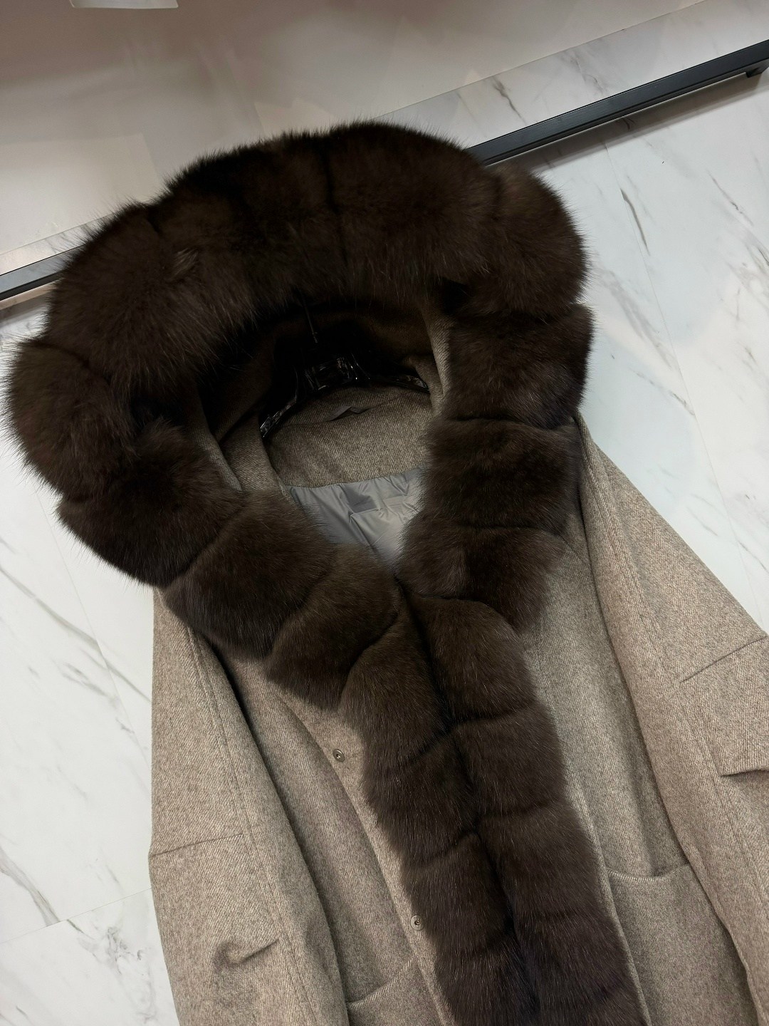 кашемировое пальто loro piana,парка с мехом,пальто кашемировое с мехом,кашемировое пальто с мехом песца,пуховики с мехом