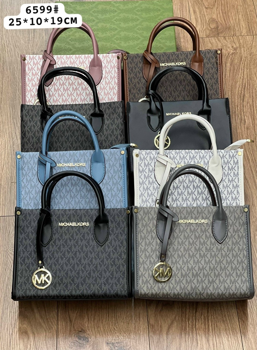 сумка женская michael kors,женская сумка большая стильная michael kors,сумка michael kors,michael kors стильная сумка через плечо,сумка