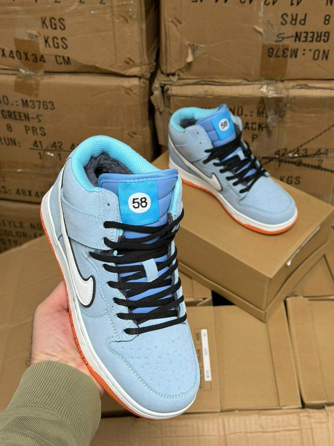 air jordan 1 mid hyper royal,nike air jordan 1 mid,nike air jordan 1 mid blue,air jordan 1 mid,jordan 1 mid