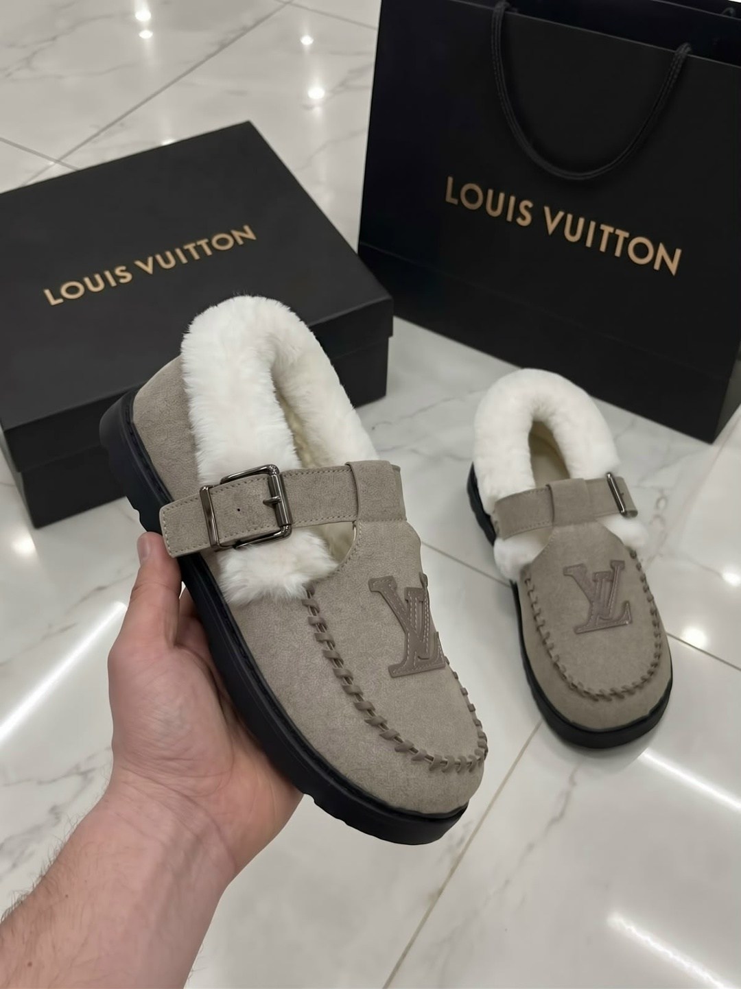 женские замшевые ботинки louis vuitton colorado comfort на меху черные,женские лоферы louis vuitton,туфли louis vuitton colorado comfort зима премиум,ботинки louis vuitton,лоферы louis vuitton