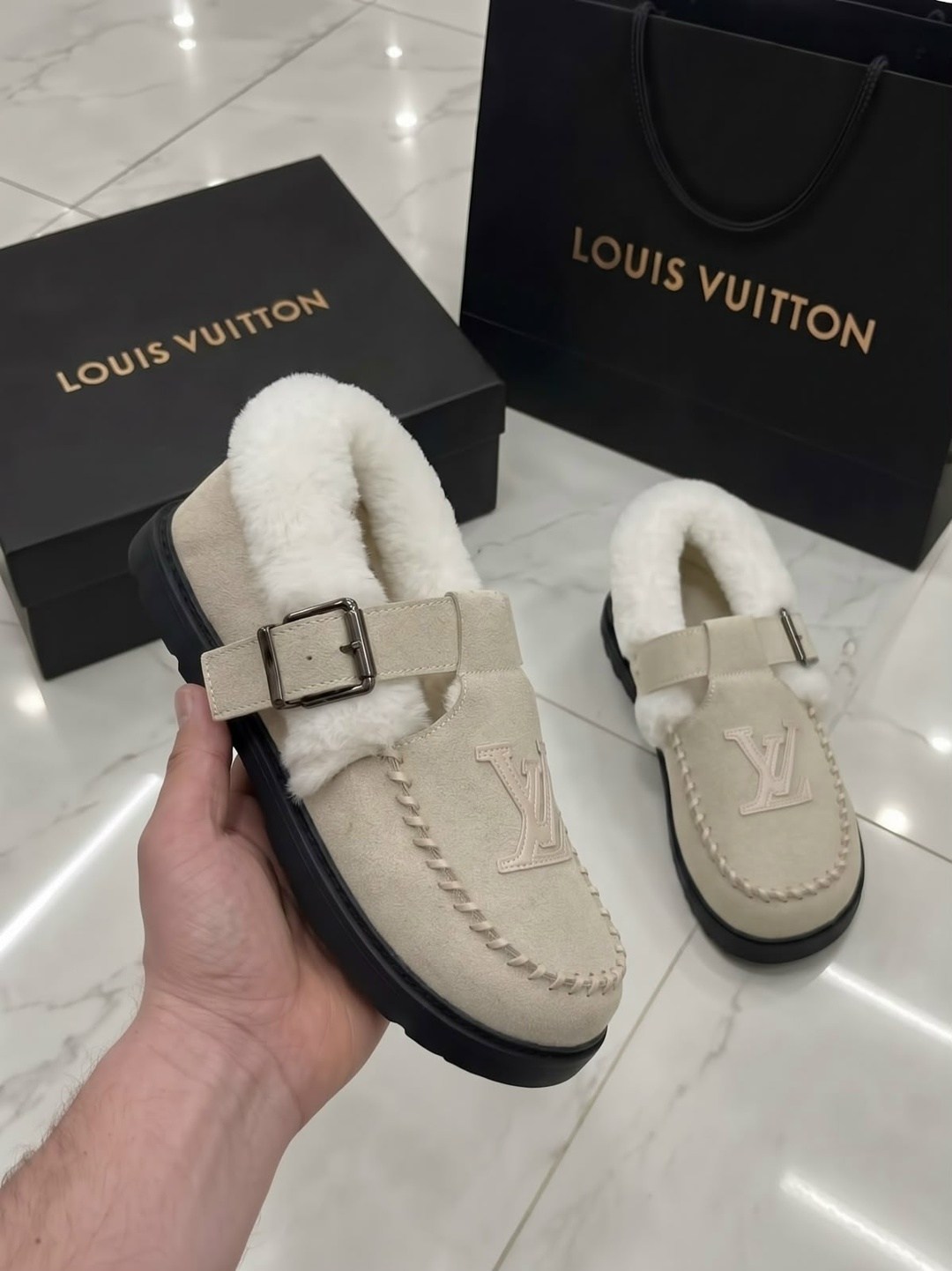 женские замшевые ботинки louis vuitton colorado comfort на меху черные,женские лоферы louis vuitton,туфли louis vuitton colorado comfort зима премиум,ботинки louis vuitton,лоферы louis vuitton