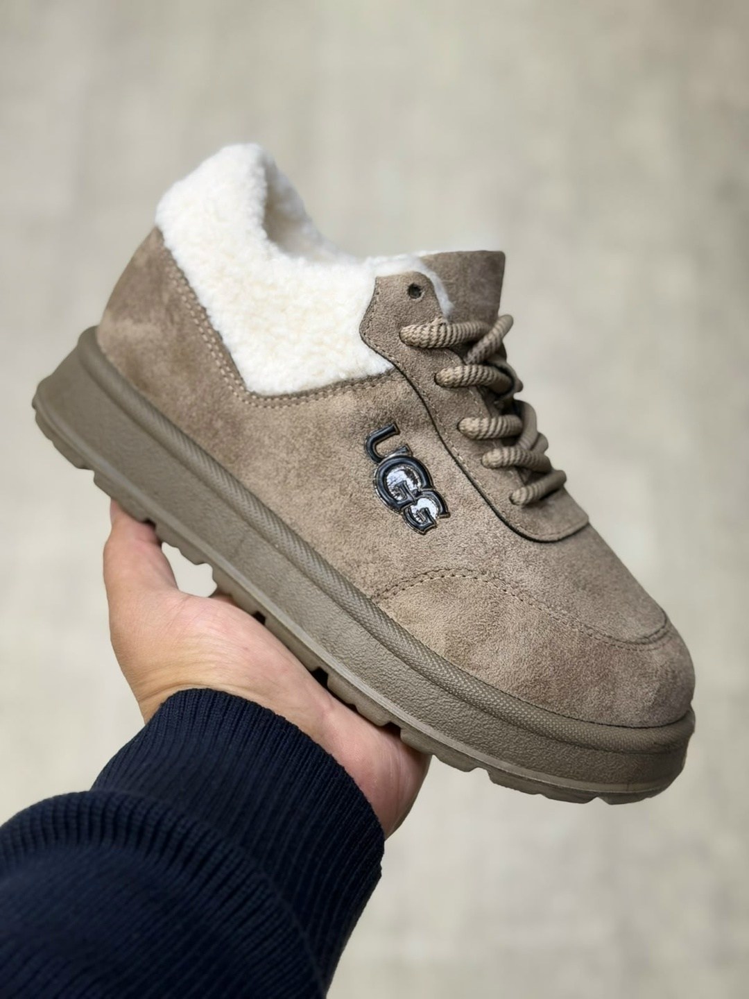 ,кроссовки зимние женские,кроссовки женские зимние ugg,зимняя женская ,женские кроссовки