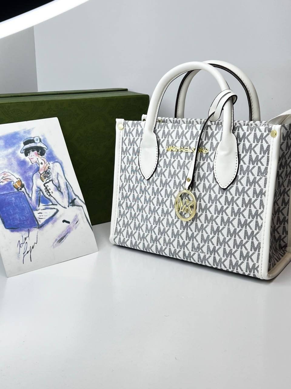 сумка женская michael kors,женская сумка большая стильная michael kors,сумка michael kors,michael kors стильная сумка через плечо,сумка