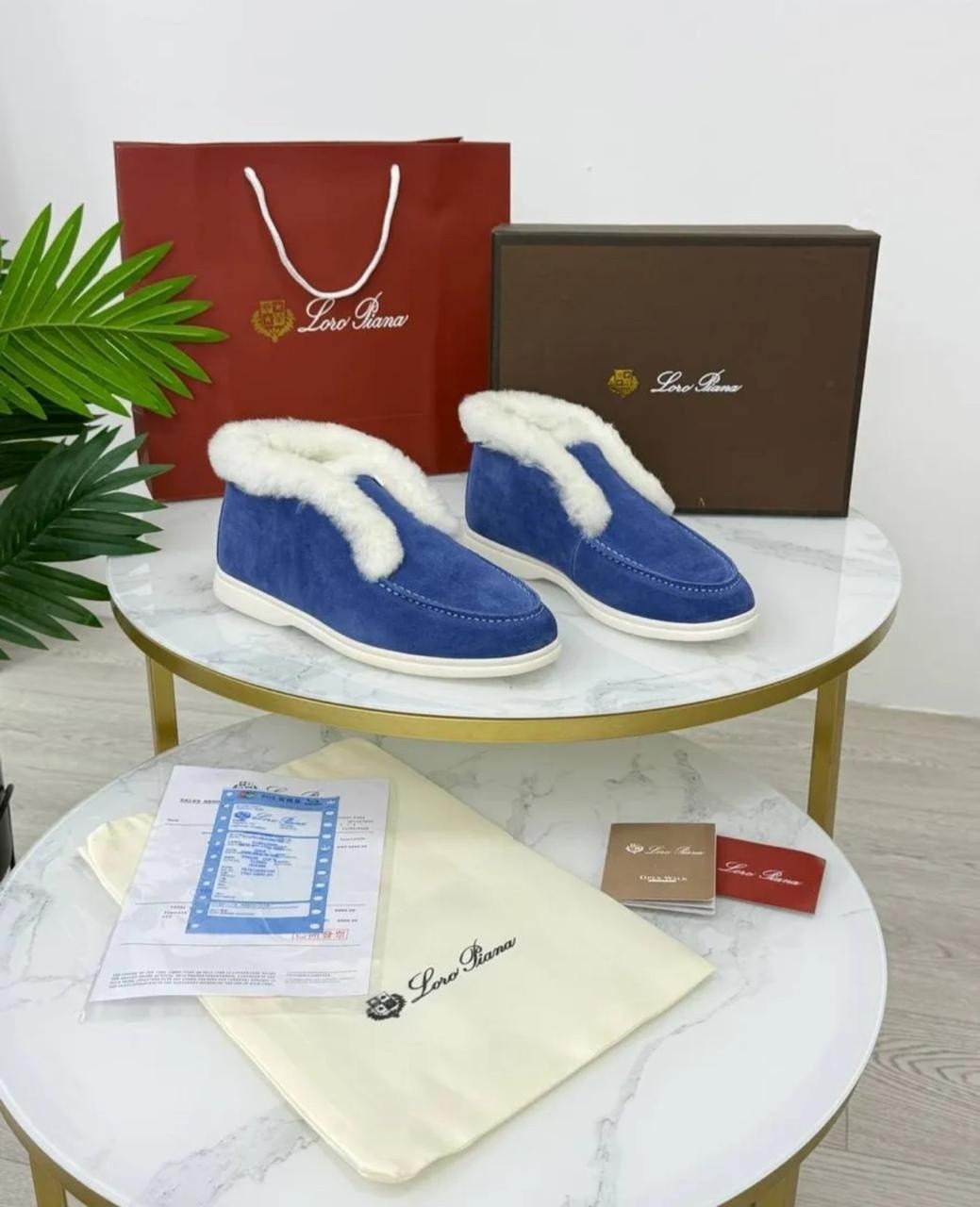зимние замшевые ботинки loro piana open walk бежевые с мехом,женские лоферы loro piana open walk с мехом,лоферы loro piana зимние,лоферы loro piana с мехом,ботинки loro piana