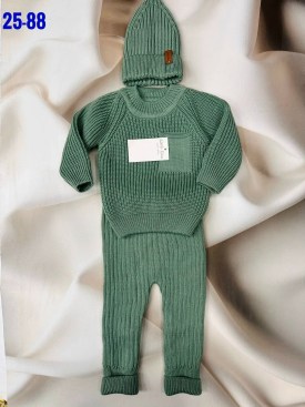 Костюм