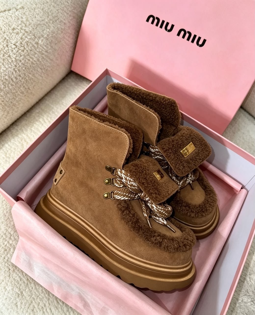 ,ботинки miu miu,женские зимние ботинки,угги женские,женские ботинки
