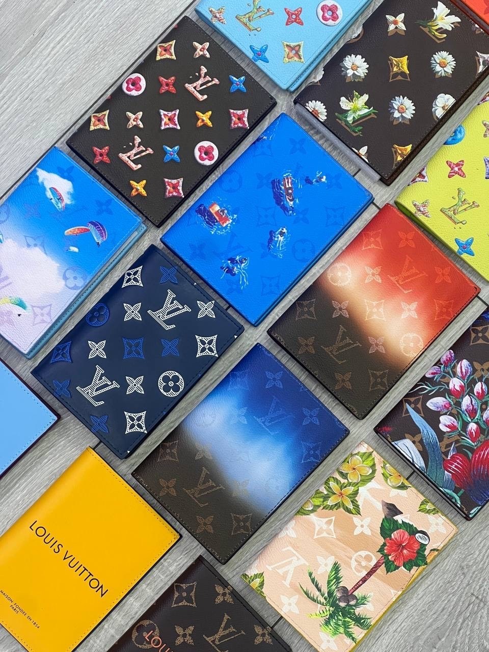 обложка на паспорт louis vuitton,картхолдер louis vuitton,cумка louis vuitton,обложка для паспорта louis vuitton 14 х 10см,обложка для паспорта от louis vuitton с оригинальным принтом