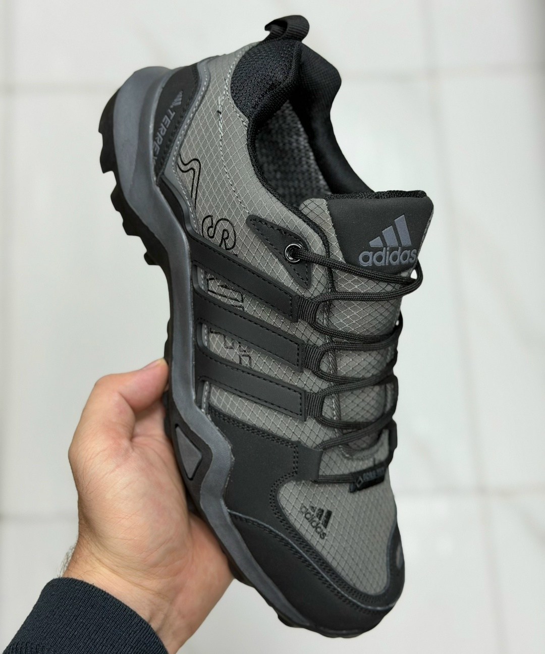 кроссовки adidas terrex,адидас терекс 465 кроссовки,кроссовки adidas,кроссовки мужские adidas terrex термо,кроссовки мужские зимние adidas terrex