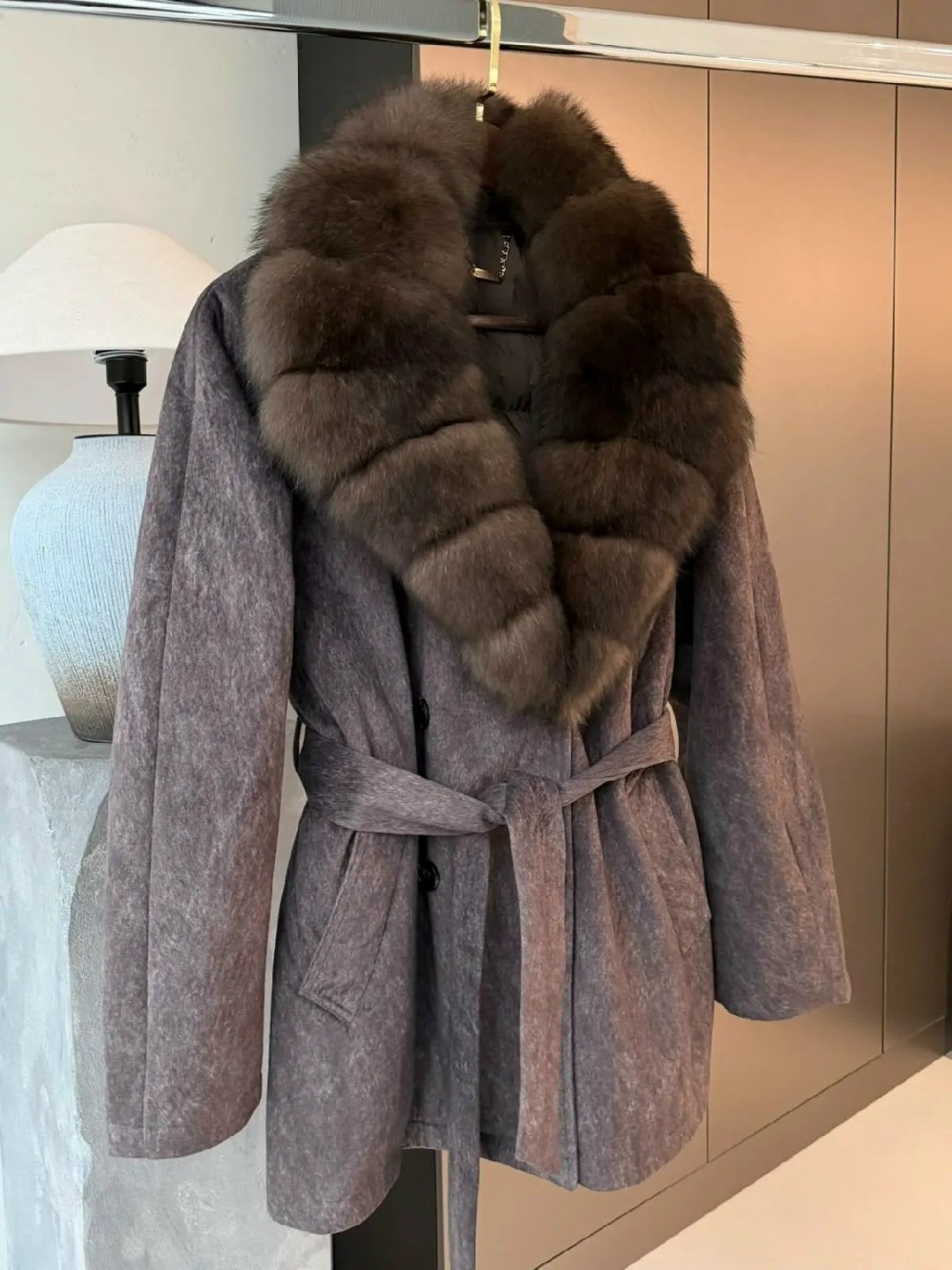 пальто кашемировое с мехом,кашемировое пальто с мехом куницы yana kraft brand,пальто с мехом,меховая куртка,кашемир пальто