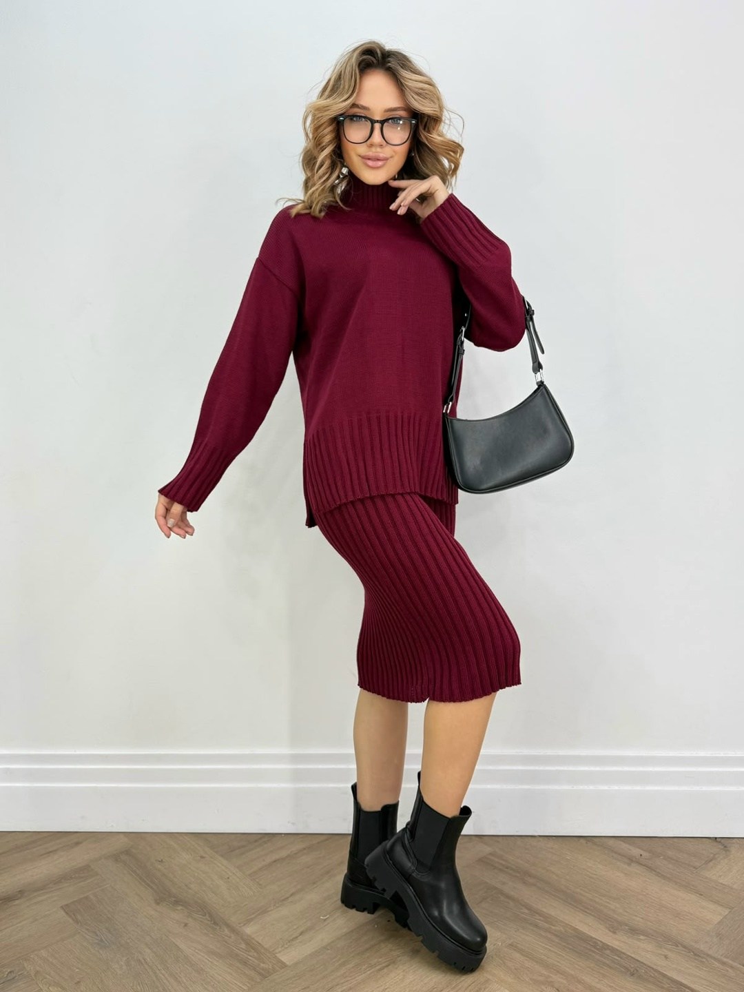 костюм трикотажный с юбкой,костюм трикотажный вязаный с юбкой finesse collection цвет бургунди бордовый,женские костюмы с юбкой,костюм трикотажный женский с юбкой,трикотажные костюмы