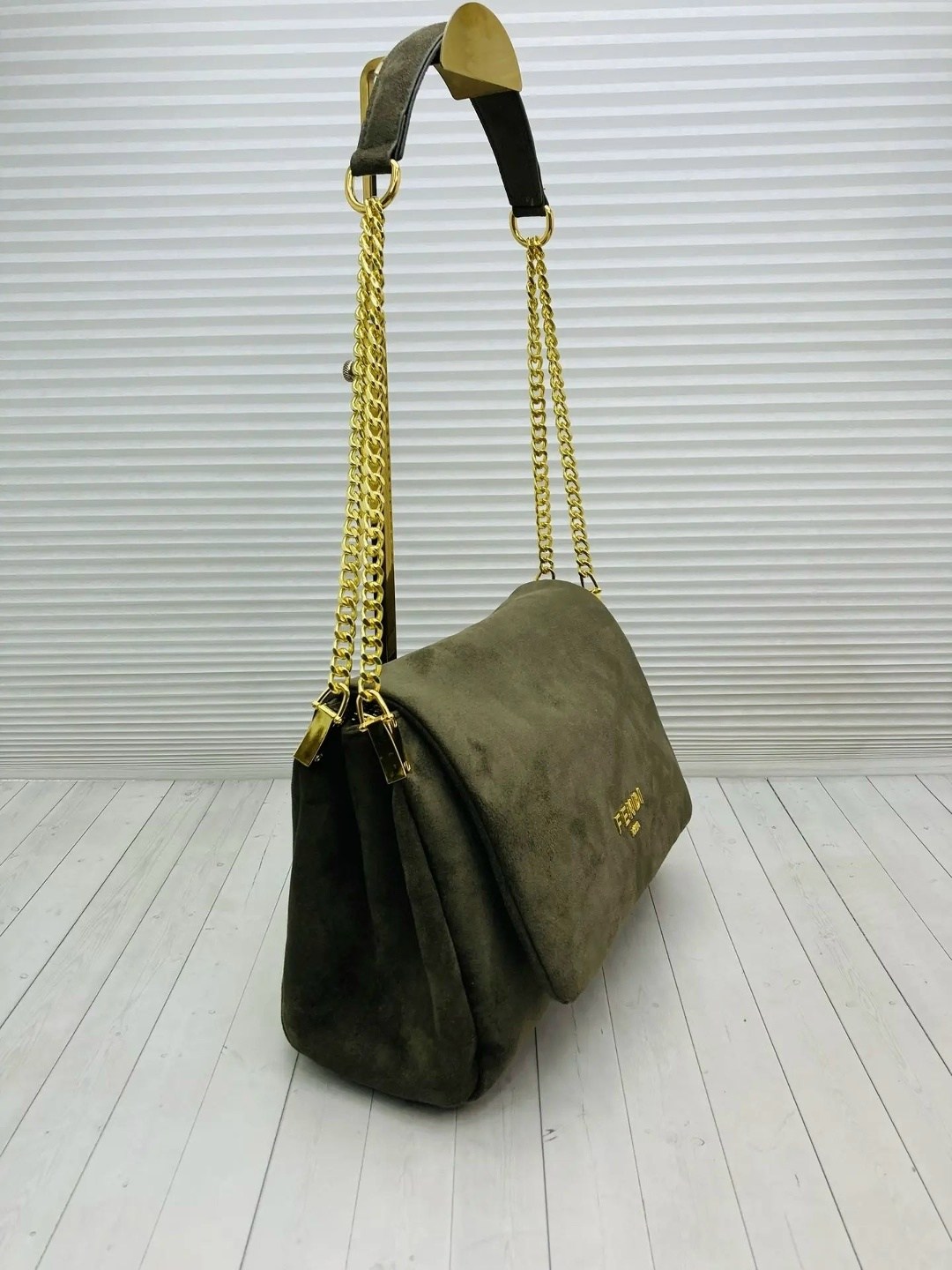 сумка fendi peekaboo замшевая,сумка fendi,сумка женская fendi замша черная,сумка женская fendi,замшевые женские сумки fendi