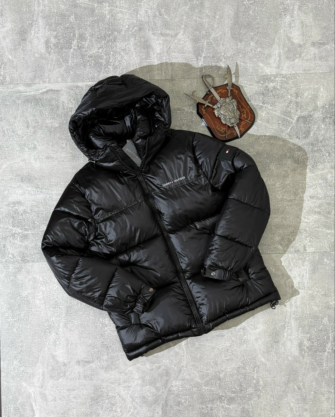 куртка зимняя tommy hilfiger,пуховик tommy hilfiger зимний черный,куртка tommy hilfiger,пуховик прада мужской черный,tommy hilfiger черная куртка