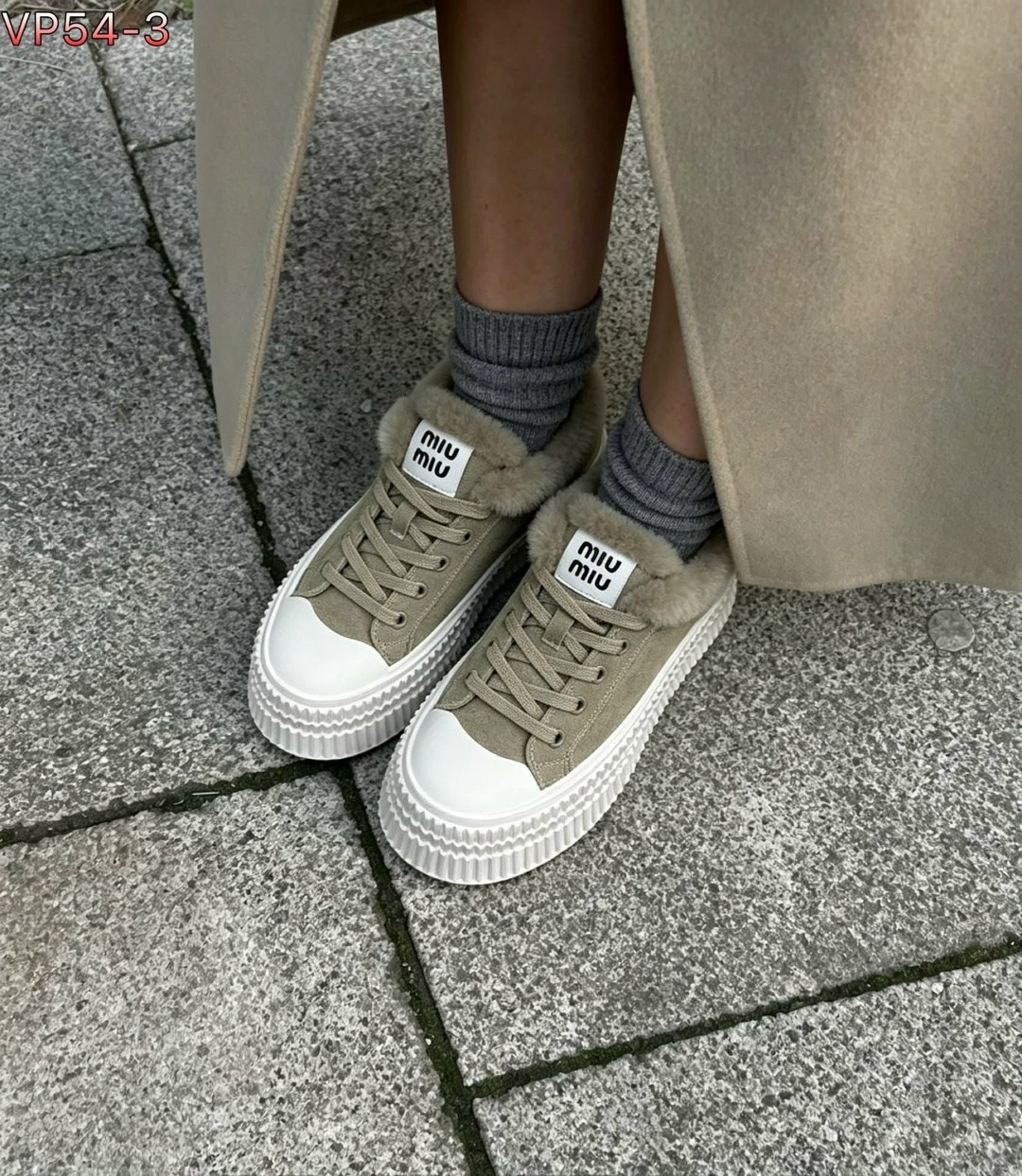 высокие тёплые женские кеды miu miu,кроссовки miu miu женские,кроссовки miu miu с мехом,миу миу кроссовки женские,кеды меховые женские