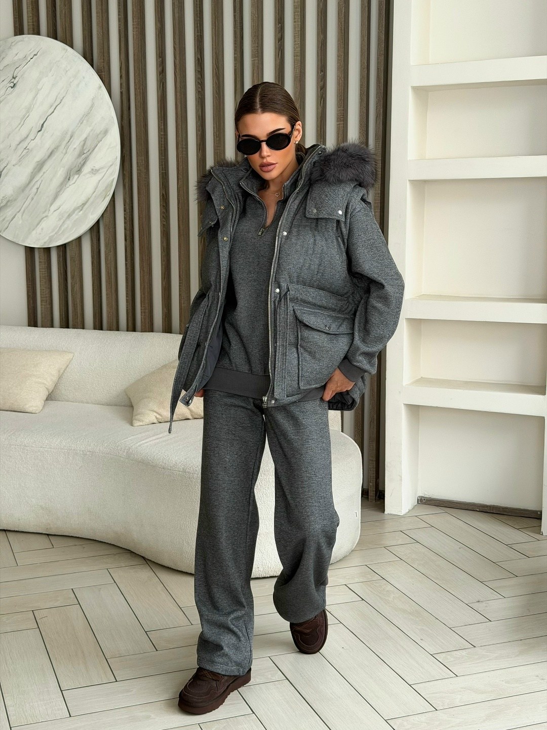 loro piana серый женский костюм тройка на флисе,темно-серый женский костюм тройка на флисе loro piana,стильные костюмы,костюм тройка женский,костюм тройка
