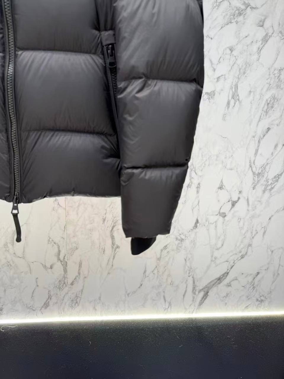 мужской пуховик burberry,пуховик burberry,пуховик мужской moncler,пуховик moncler,пуховики мужские