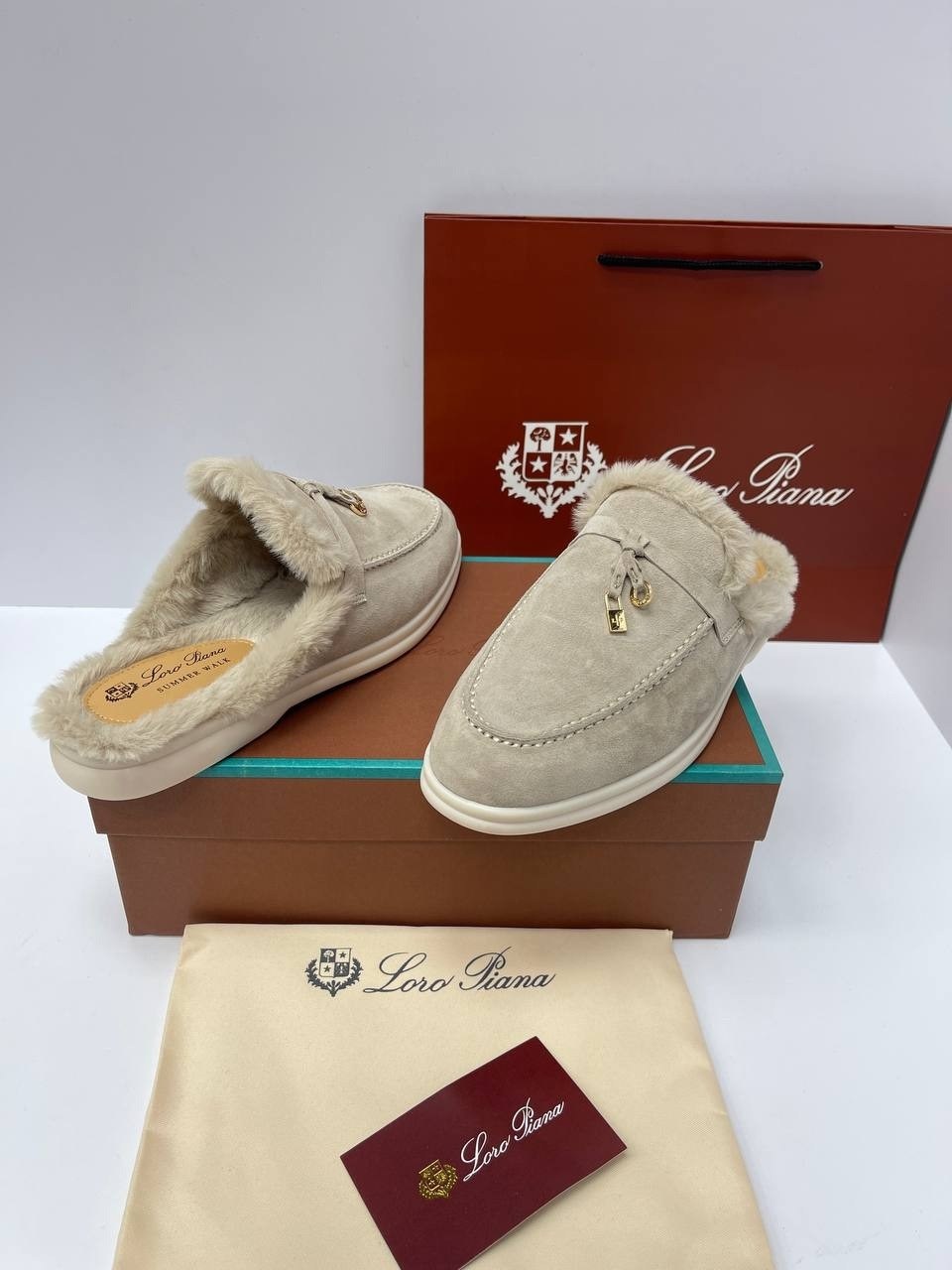 женские лоферы loro piana,замшевые лоферы loro piana,лоферы loro piana,,мюли loro piana