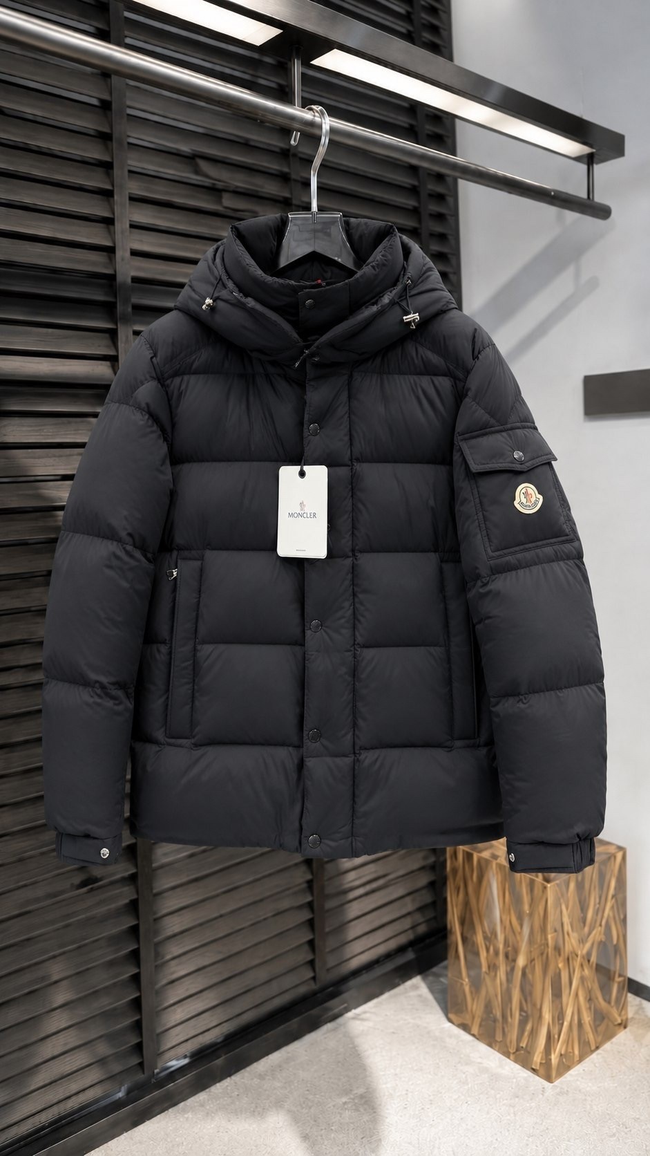 пуховик moncler мужской,пуховик moncler,moncler maya 70 новый зимний пуховик премиум,мужской чёрный пуховик moncler vezere,куртка moncler