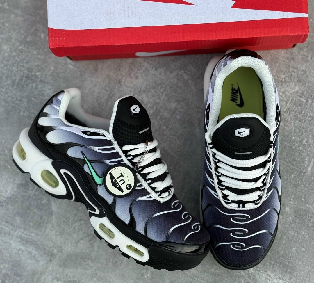 кроссовки nike air max tn plus,nike air max tn plus,кроссовки nike air max plus tn multicolored,кроссовки air max plus tn,nike air max plus