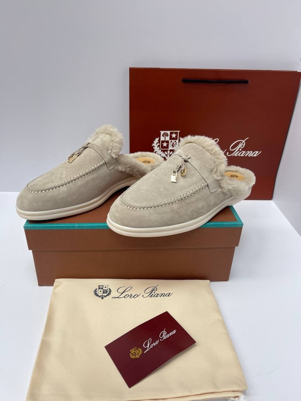 женские лоферы loro piana,замшевые лоферы loro piana,лоферы loro piana,,мюли loro piana