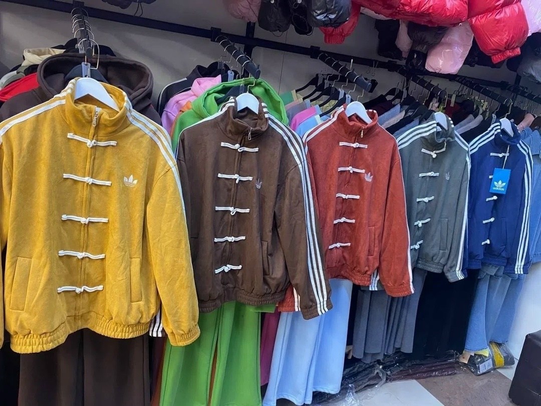 куртка стильная,повседневная куртка,adidas chinese new year jacket,куртка с воротником,куртка в китайском стиле