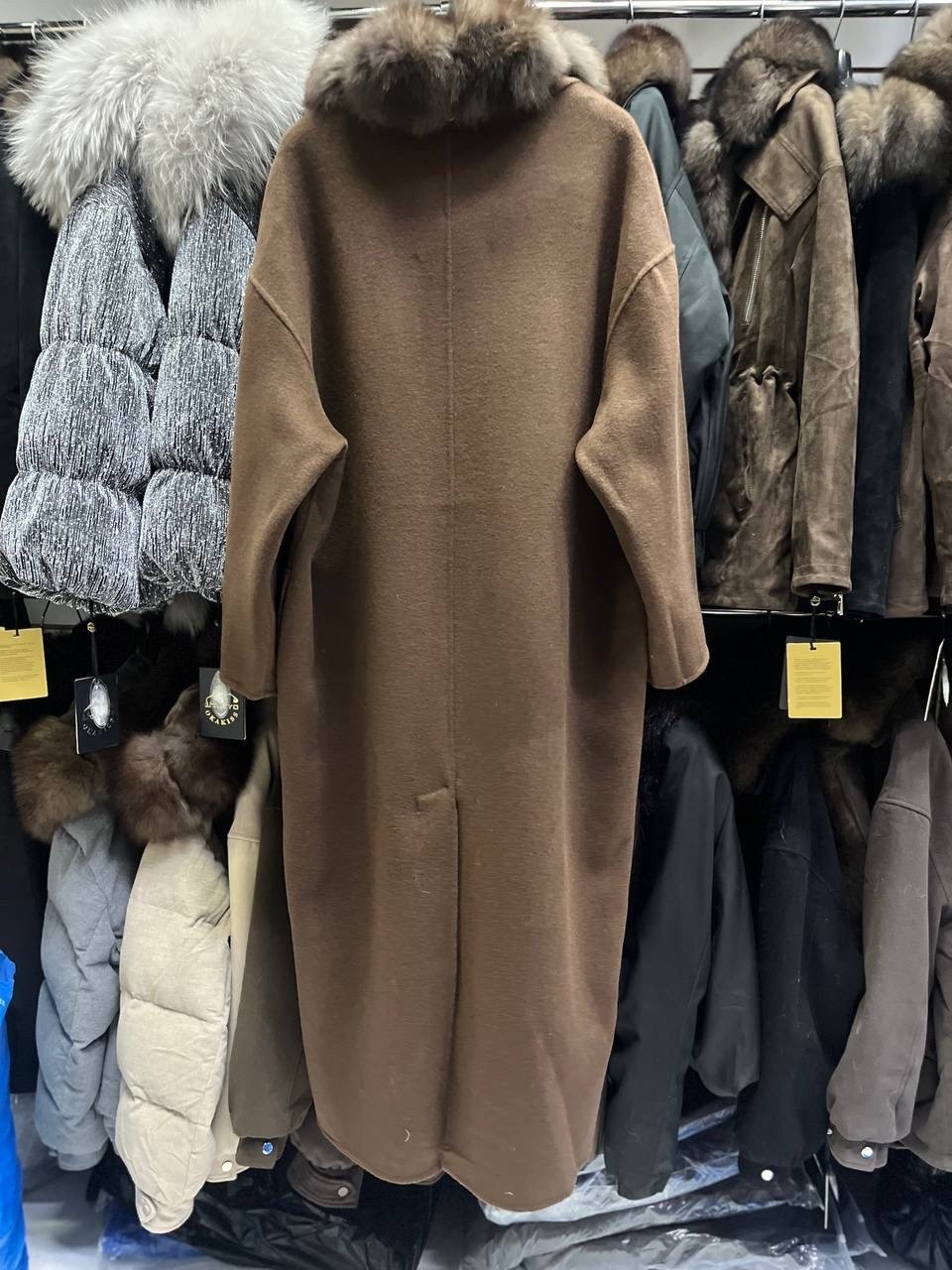 кашемировое пальто с мехом куницы yana kraft brand,женское зимнее кашемировое пальто белое шерстяное пальто из натурального лисьего меха,кашемировое пальто с мехом куницы,пальто с мехом,пальто с натур