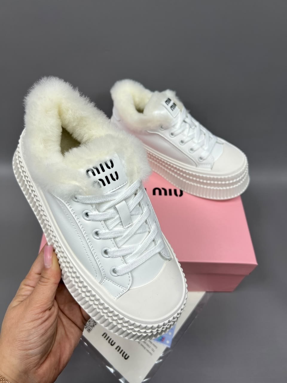 ,высокие тёплые женские кеды miu miu,кроссовки miu miu женские,кеды с мехом,женские кроссовки с мехом
