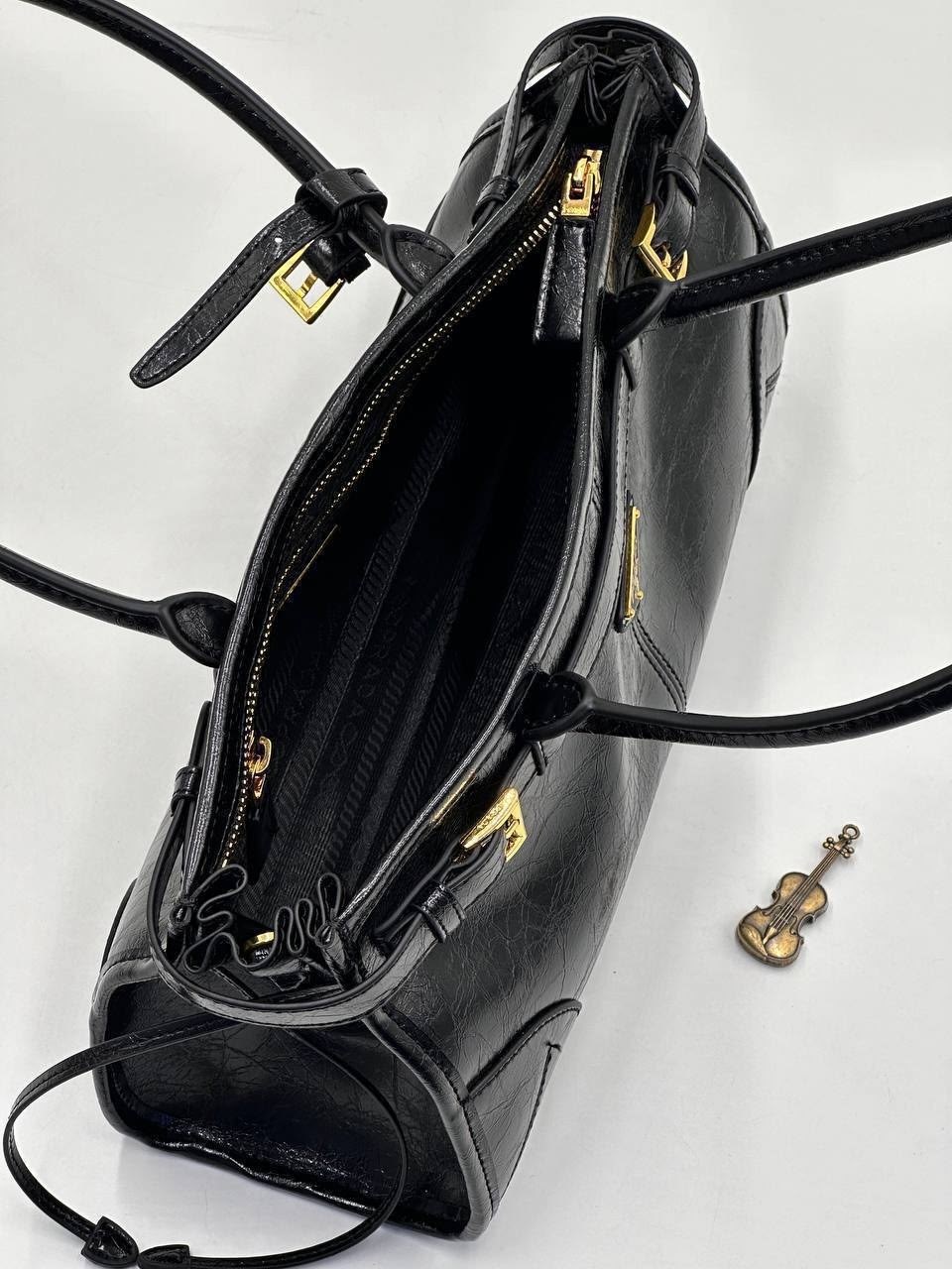 женская сумка prada,prada сумка,сумка женская,сумка prada натуральная кожа 32-16,сумка