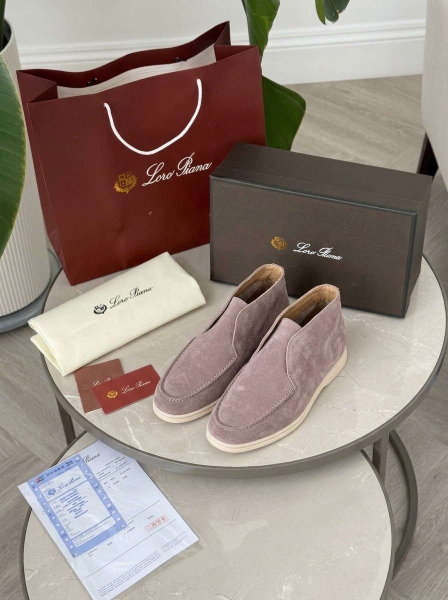 ,лоферы из натуральной замши loro piana,лоферы loro piana,лоферы замшевые loro piana,замшевые ботинки лоро пиано женские