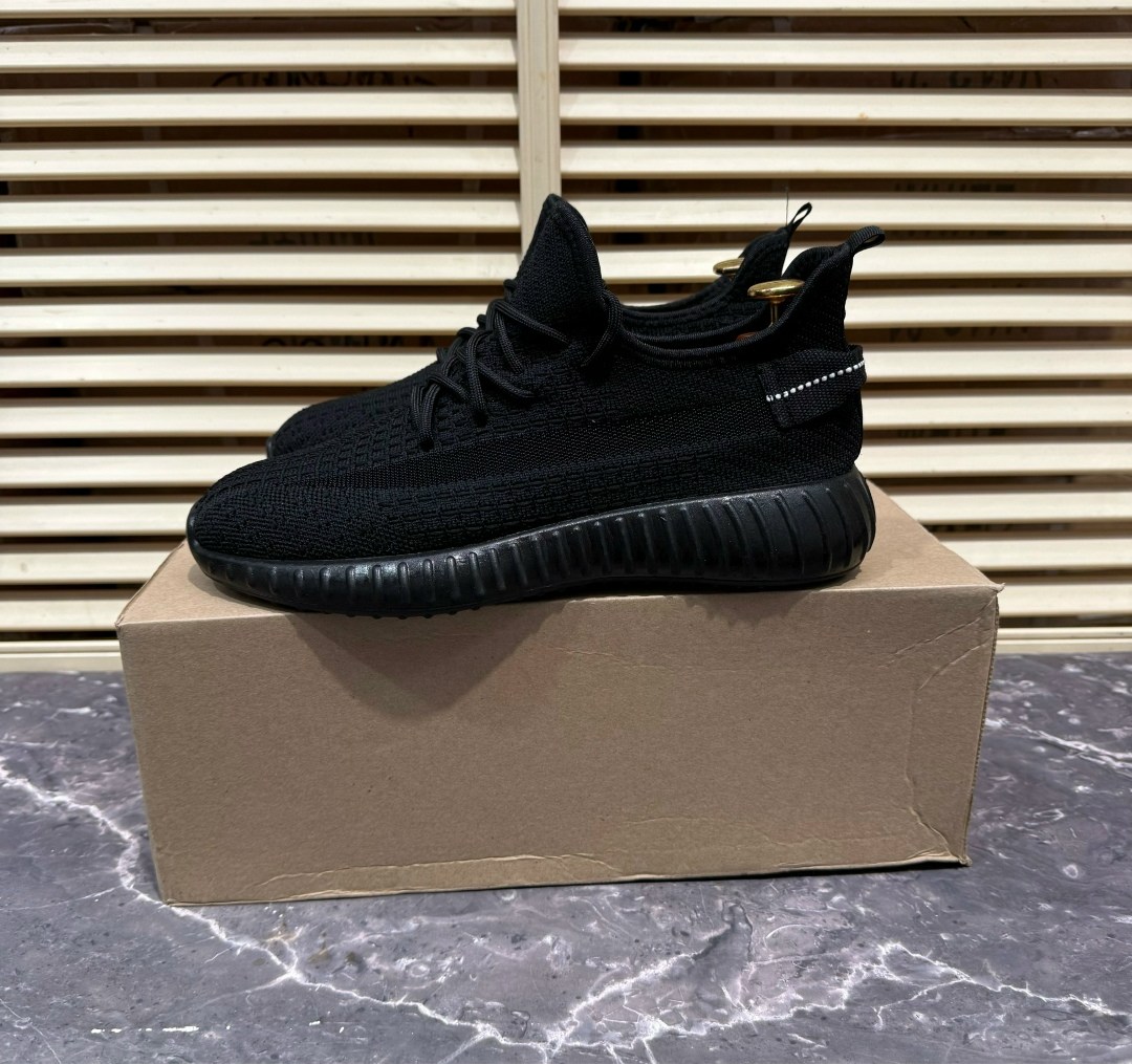 кроссовки мужские yeezy boost 350,кроссовки adidas yeezy boost 350,кроссовки мужские,кроссовки,кроссовки мужские adidas yeezy boost