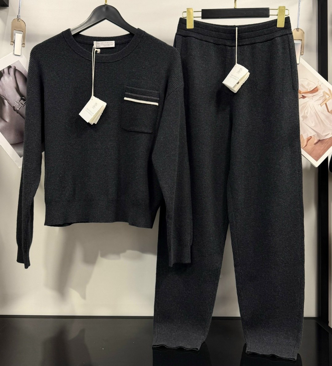 костюм brunello cucinelli,кашемировый костюм brunello cucinelli,brunello cucinelli спортивный костюм,кашемировый костюм,трикотажный костюм