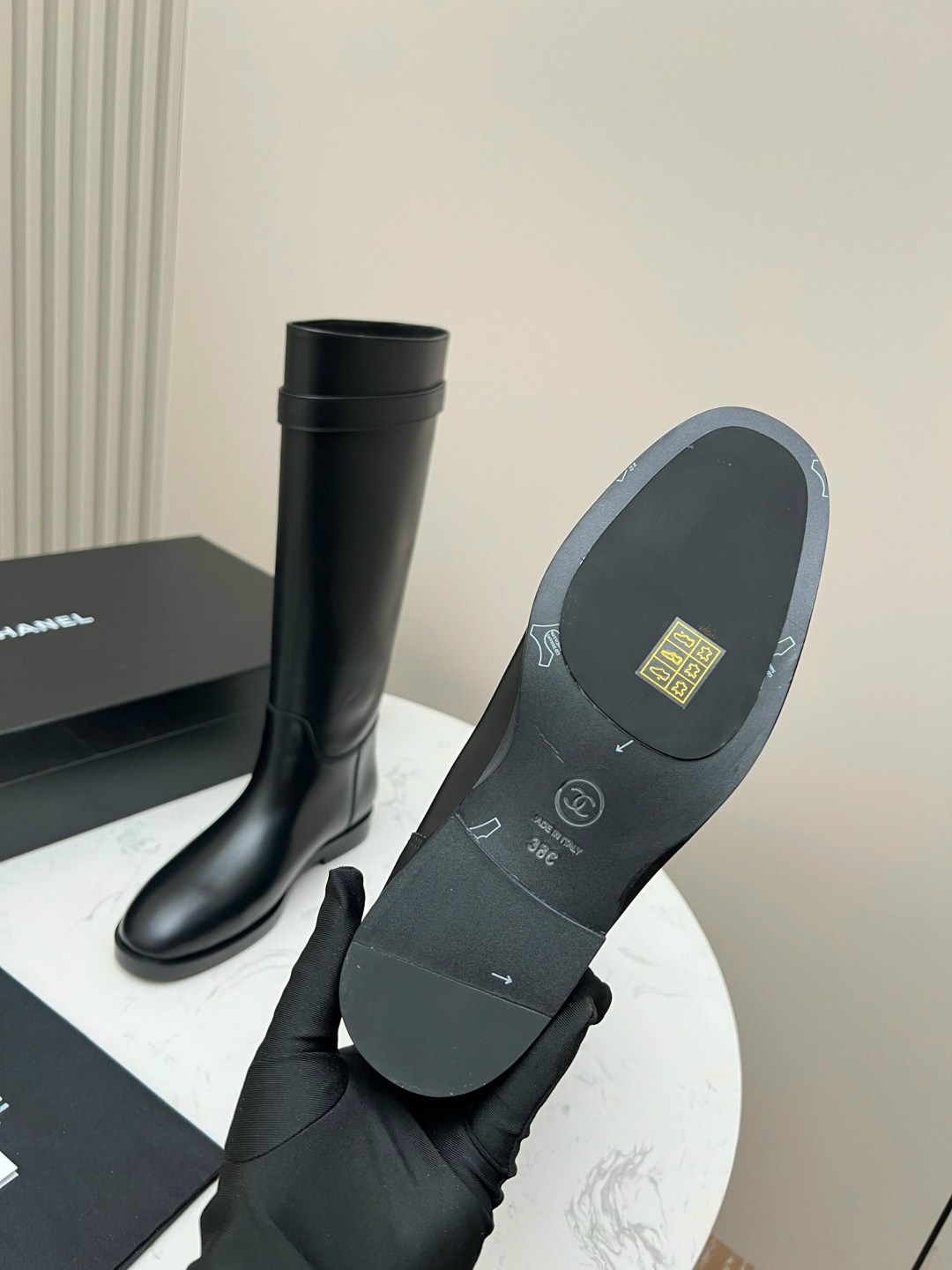 женские сапоги,сапоги celine,сапоги,сапоги chanel,сапоги живанши