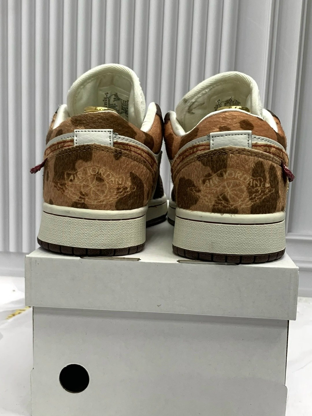 кроссовки nike air jordan 1 low,кроссовки,кроссовки nike air jordan 1 low voodoo,nike air jordan 1 low,кроссовки мужские