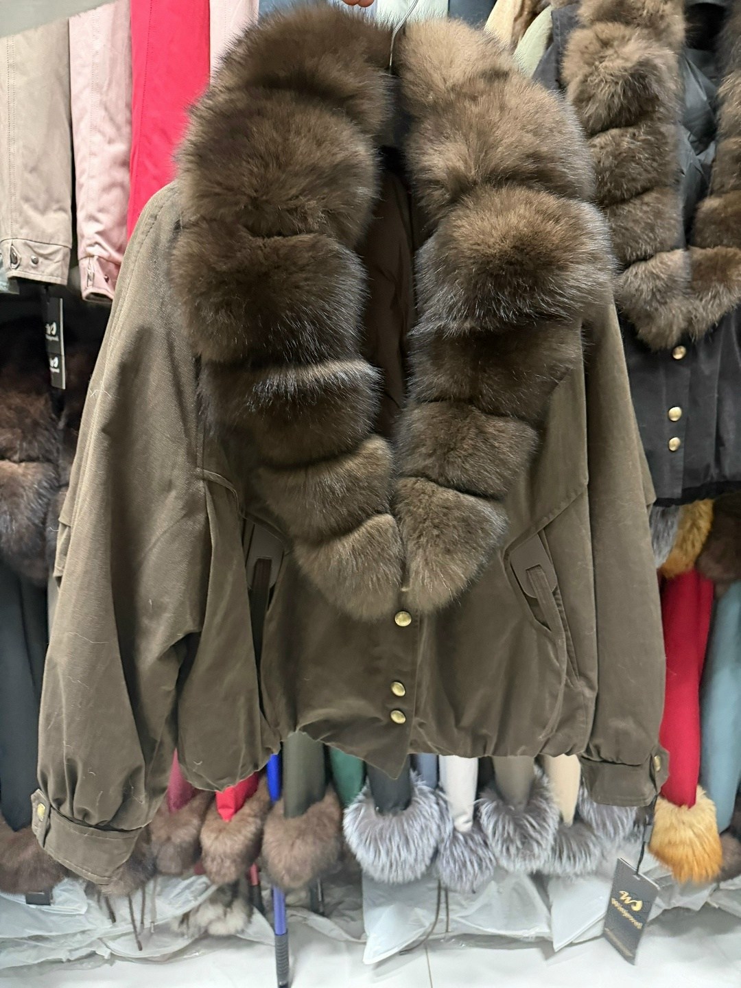 парка с натуральным мехом,парка с натуральным мехом женская,парка с мехом,куртка с мехом,куртка парка с натуральным мехом