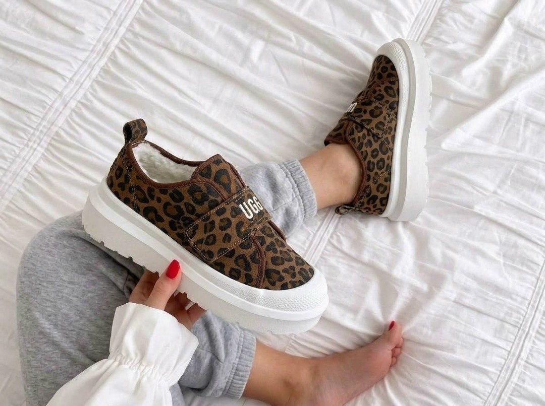 ,женские угги,брендовые кеды ugg на толстой подошве с мехом, женская,зимние кеды ugg из натуральной замши на липучке