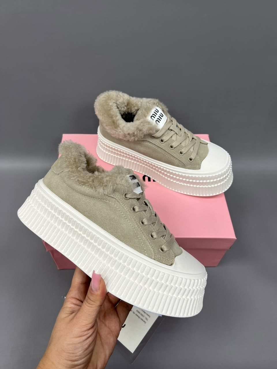 высокие тёплые женские кеды miu miu,,кроссовки miu miu с мехом,кеды miu miu женские,кроссовки miu miu женские