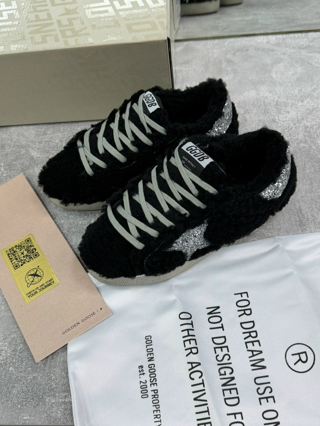 ,кеды с мехом,кеды ggdb,кроссовки golden goose,кеды меховые