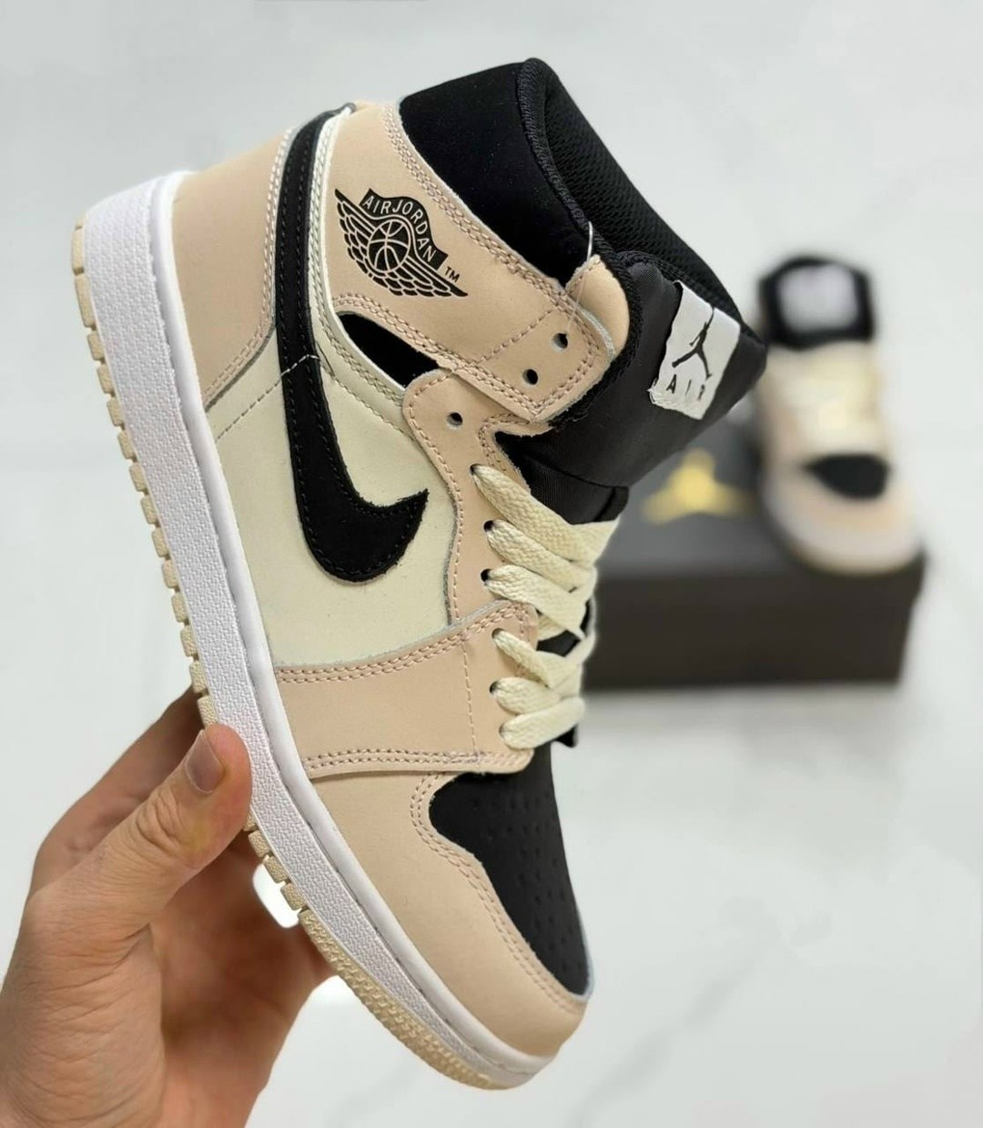 женские кроссовки nike air jordan 1 mid,кроссовки nike air jordan 1 retro high,nike air jordan 1 mid se,кроссовки nike air jordan 1 retro,кроссовки nike air jordan