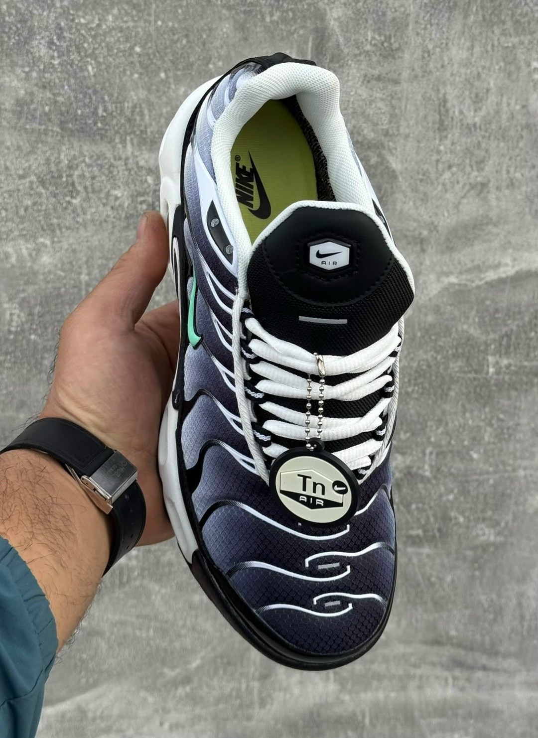 кроссовки nike air max tn plus,nike air max tn plus,кроссовки nike air max plus tn multicolored,кроссовки air max plus tn,nike air max plus