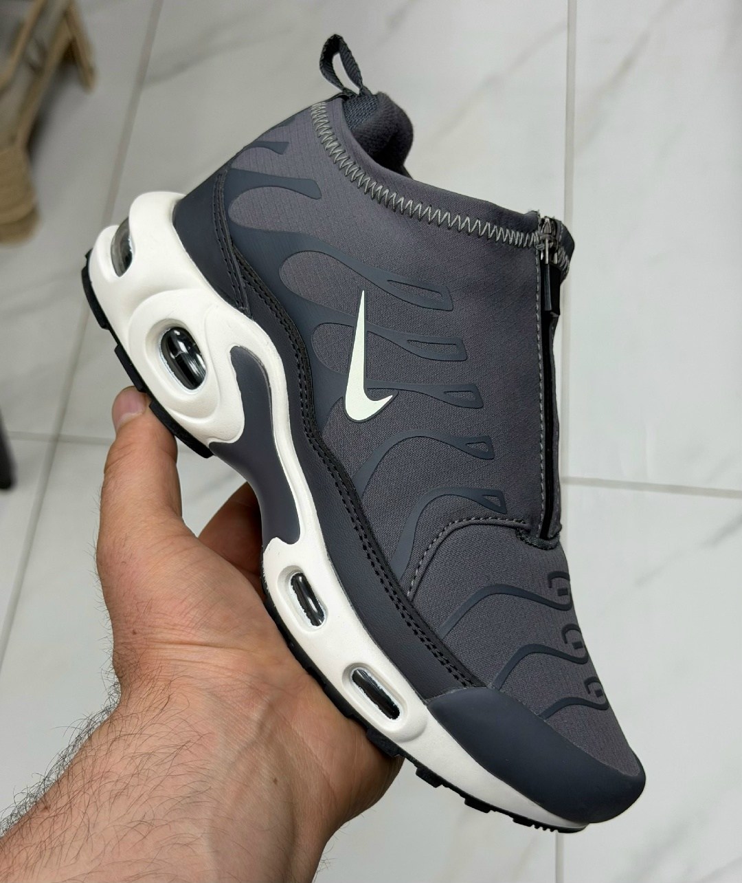 кроссовки nike tn air max plus,кроссовки nike air max plus,nike air max plus tn,nike air max plus,кроссовки nike air max tn plus ultra белые с серым
