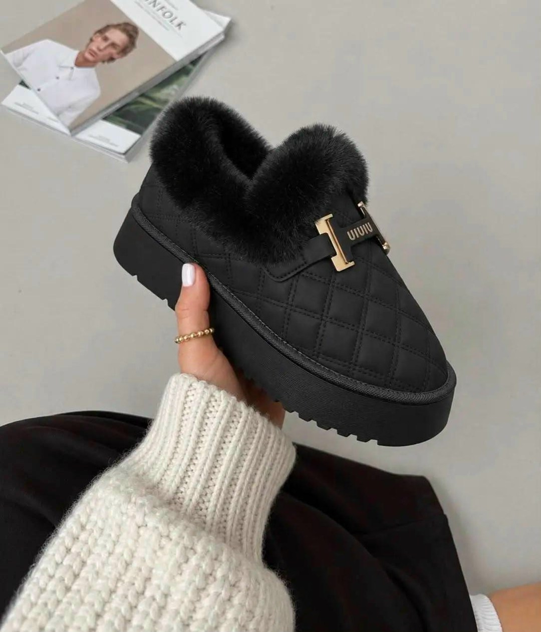 угги короткие с мехом на платформе miu miu,угги женские,,угги короткие с мехом на платформе miu miu цвет светло-бежевый,модные угги