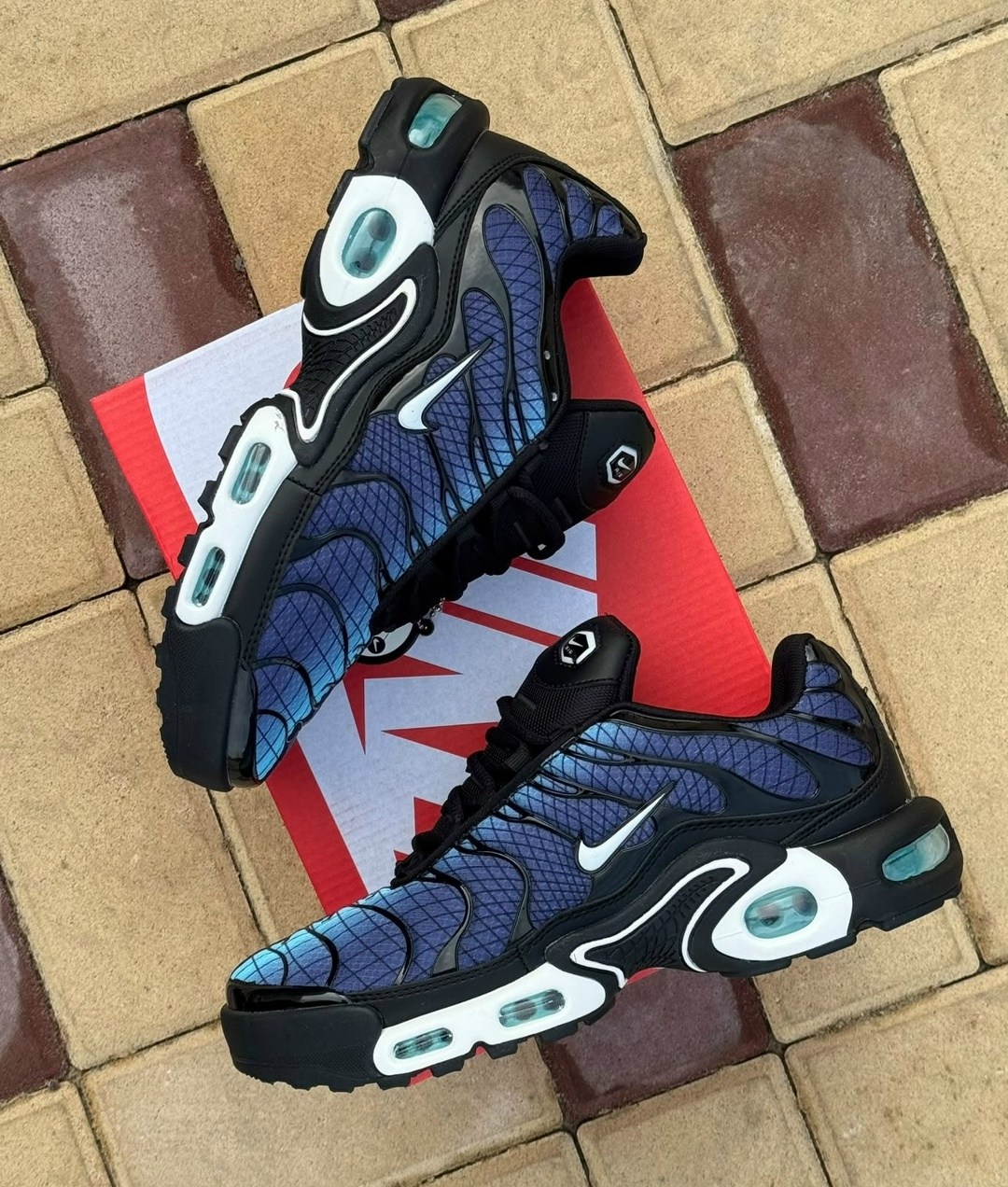 nike air max tn plus,кроссовки nike air max plus tn,кроссовки,nike air max plus,nike air max plus og hyper blue