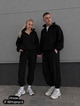 Костюм