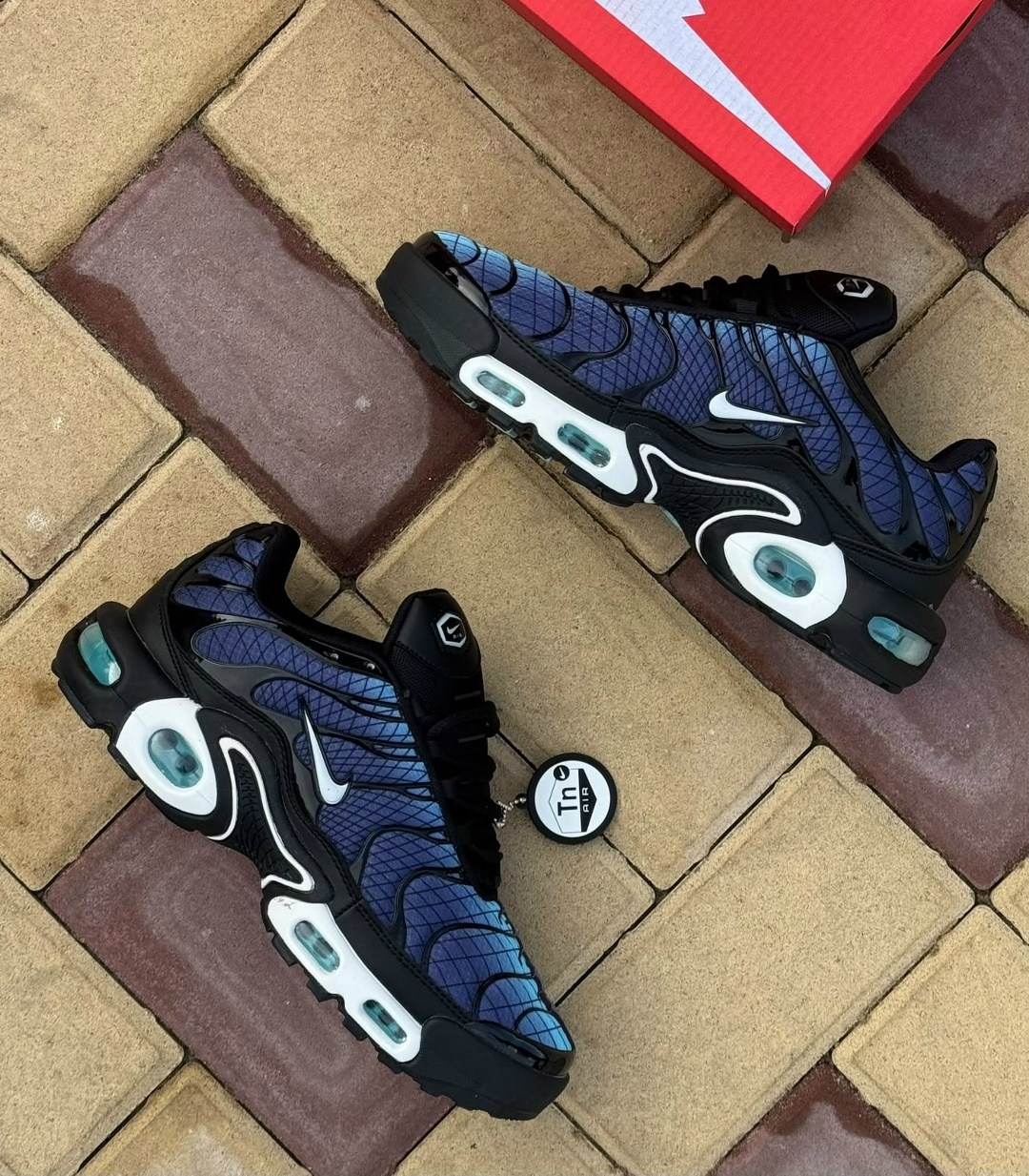 nike air max tn plus,кроссовки nike air max plus tn,кроссовки,nike air max plus,nike air max plus og hyper blue