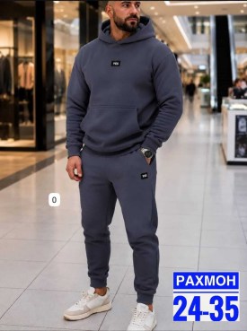 Костюм