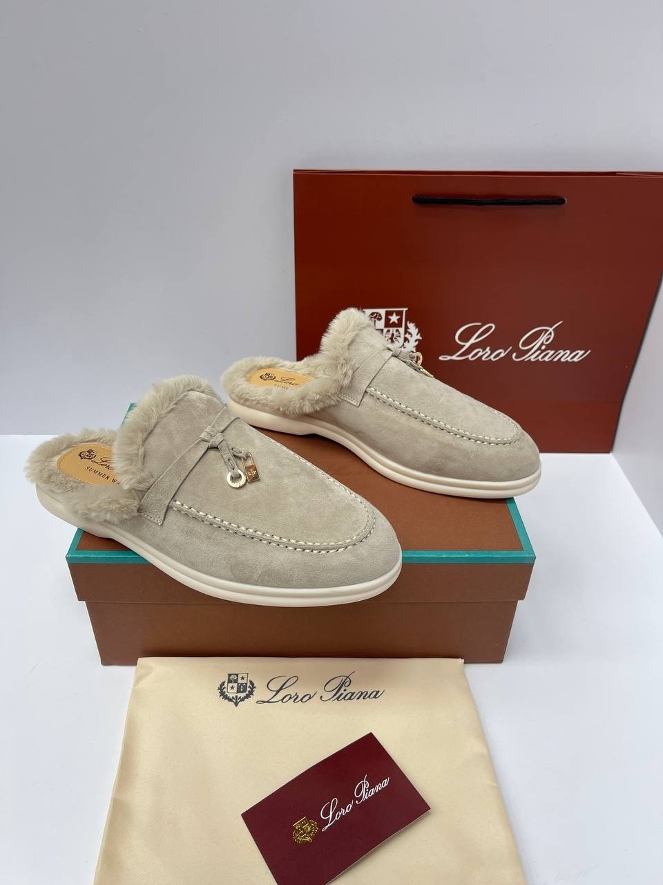 женские лоферы loro piana,замшевые лоферы loro piana,лоферы loro piana,,мюли loro piana