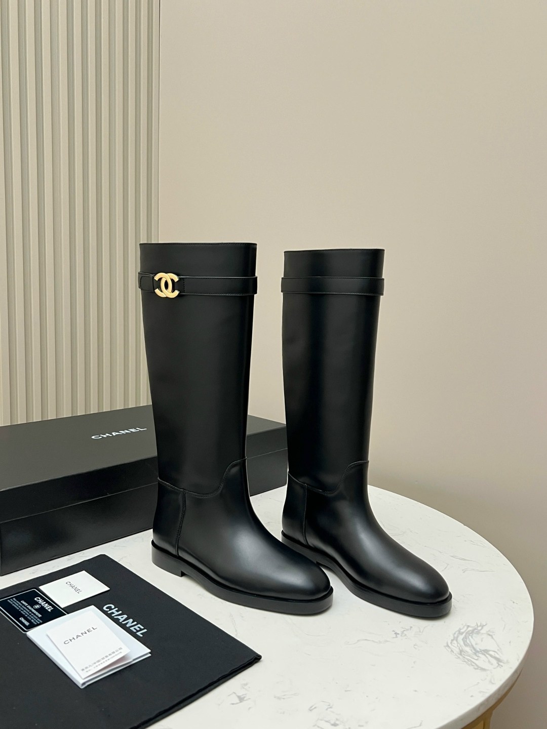 женские сапоги,сапоги celine,сапоги,сапоги chanel,сапоги живанши